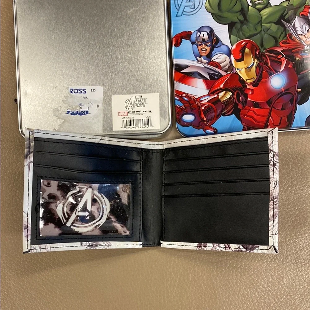 Marvel Avengers Assemble Tin and Slim Fold Wallet Set - 4 1/2” x 3 1/2”